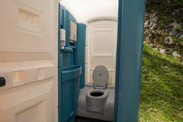 Best Porta potty rental near me  in Eagle Lake, TX